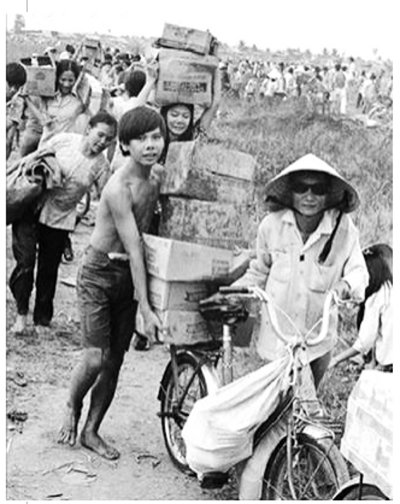 Thăm nuoi tù ở miến Bắc