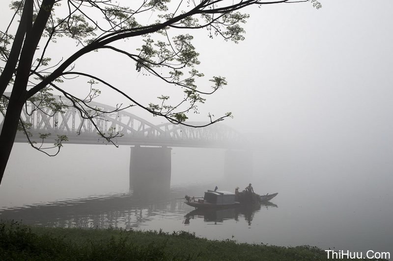 bai-tho-nho-hue-mua-dong-tac-gia-bang-lang-tim